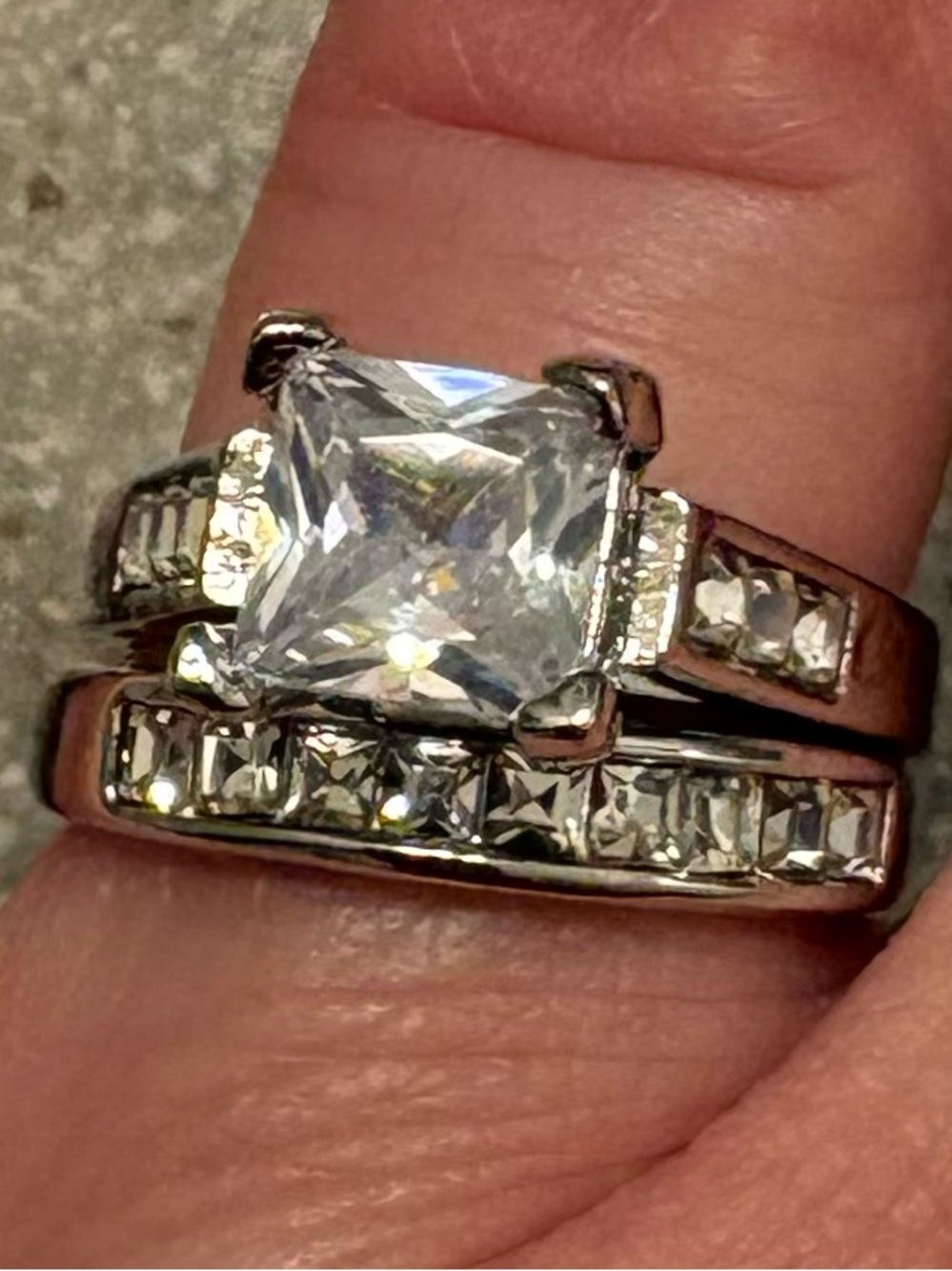 Ring